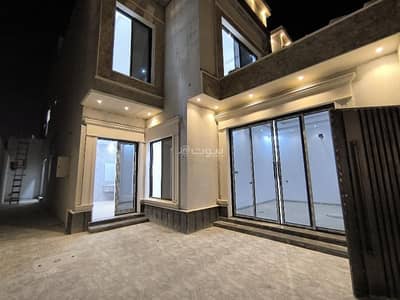 5 Bedroom House for Sale in East Riyadh, Riyadh - House For Sale in Al Qadisyah, East Riyadh