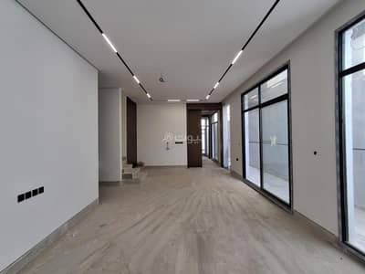 5 Bedroom Villa for Sale in East Riyadh, Riyadh - Luxury Villa for Sale in Al Maizilah, East Riyadh