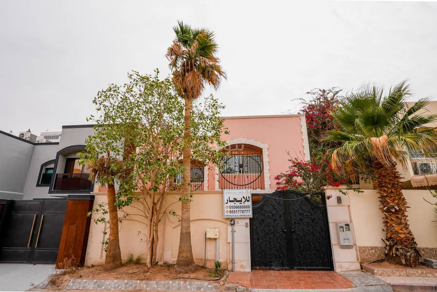 6 Bedroom Villa For Rent in Al Olaya, Riyadh