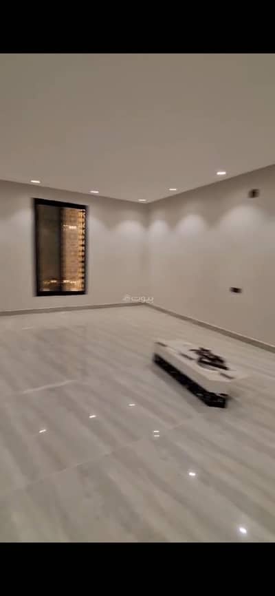 3 Bedroom Floor for Rent in South Riyadh, Riyadh - Apartment for rent in Ukkaz