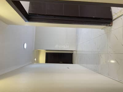 4 Bedroom Villa for Rent in East Riyadh, Riyadh - Large and spacious residential apartment for rent