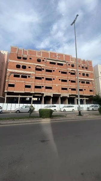 Building for Sale in Bani Harithah, Madina - Building For Sale in Bani Harithah, Madina