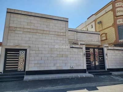 دور 5 غرف نوم للبيع في جنوب جدة، جدة - دور للبيع في القرينية، جنوب جدة