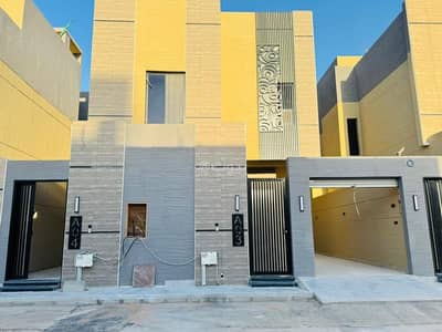 5 Bedroom Floor for Sale in East Riyadh, Riyadh - Upper townhouse in a prime location