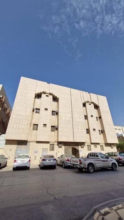 4 Bedroom Flat for Rent in Central Riyadh, Riyadh - 4 bedroom apartment for rent in Al Wazarat