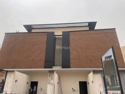 4 Bedroom Floor for Sale in East Riyadh, Riyadh - Upper townhouse and excellent land for sale in Qurtubah