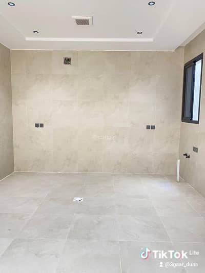 3 Bedroom Flat for Sale in South Riyadh, Riyadh - Townhouse in Badr neighborhood