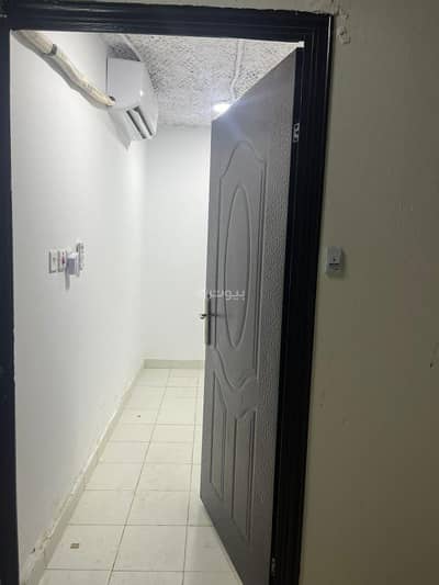 Room for Rent in North Riyadh, Riyadh - One room for rent in Al Wadi Riyadh
