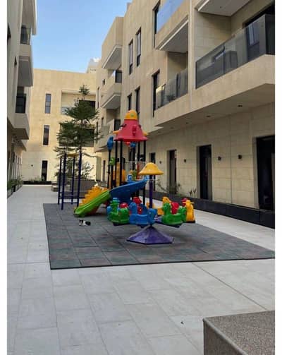 3 Bedroom Flat for Rent in North Riyadh, Riyadh - Fully Furnished 3-Bed Apartment in Prime Riyadh Location
