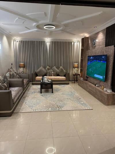 3 Bedroom Floor for Rent in East Riyadh, Riyadh - Apartment for rent