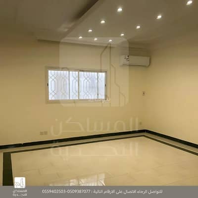 3 Bedroom Floor for Rent in North Riyadh, Riyadh - Renovated upper floor in Al Ward neighborhood