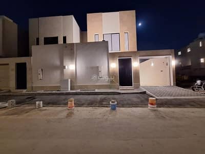 5 Bedroom Villa for Sale in East Riyadh, Riyadh - Villa in East Riyadh，Al Qadisiyah 5 bedrooms 2000000 SAR - 87675758