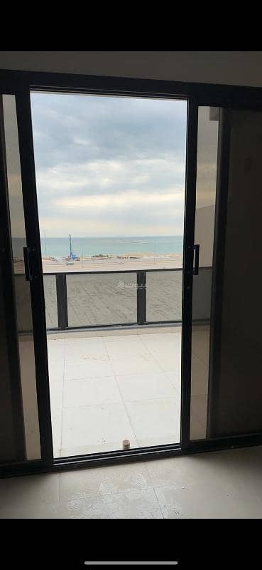3 Bedroom Flat for Sale in Al Bahar, Al Khobar - Apartment with sea view in Al Khobar