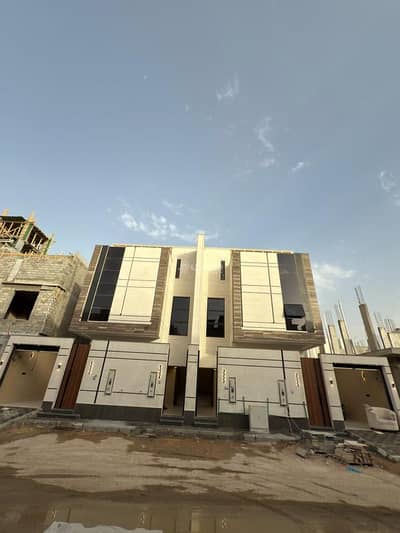 فیلا 5 غرف نوم للبيع في شرق الرياض، الرياض - فيلا 5 غرف نوم للبيع في الجنادرية، الرياض